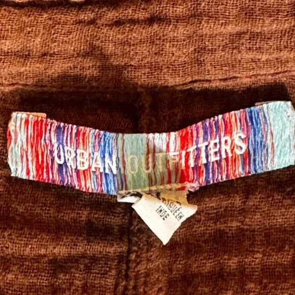 Urban Outfitters Button Up Long Sleeve Gauzey Cotton Shirt in Brown Size Medium - Picture 5 of 8